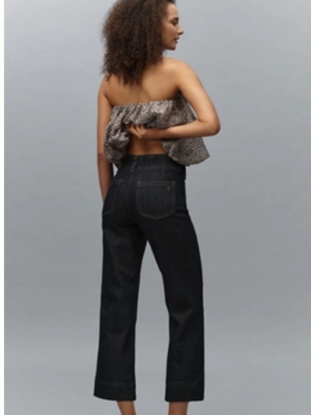 Pilcro Black Cropped Straight Jeans
